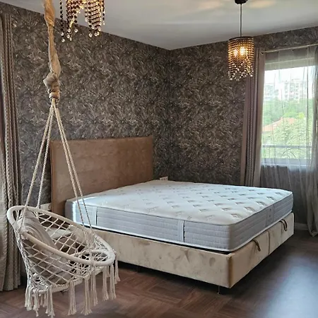 Luxury By The Sea Apartman Várna